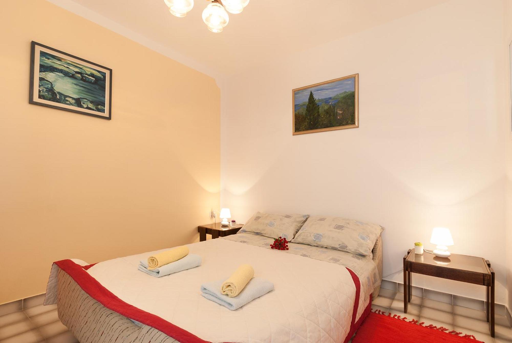 Weis Apartments ロヴィニ 部屋 写真