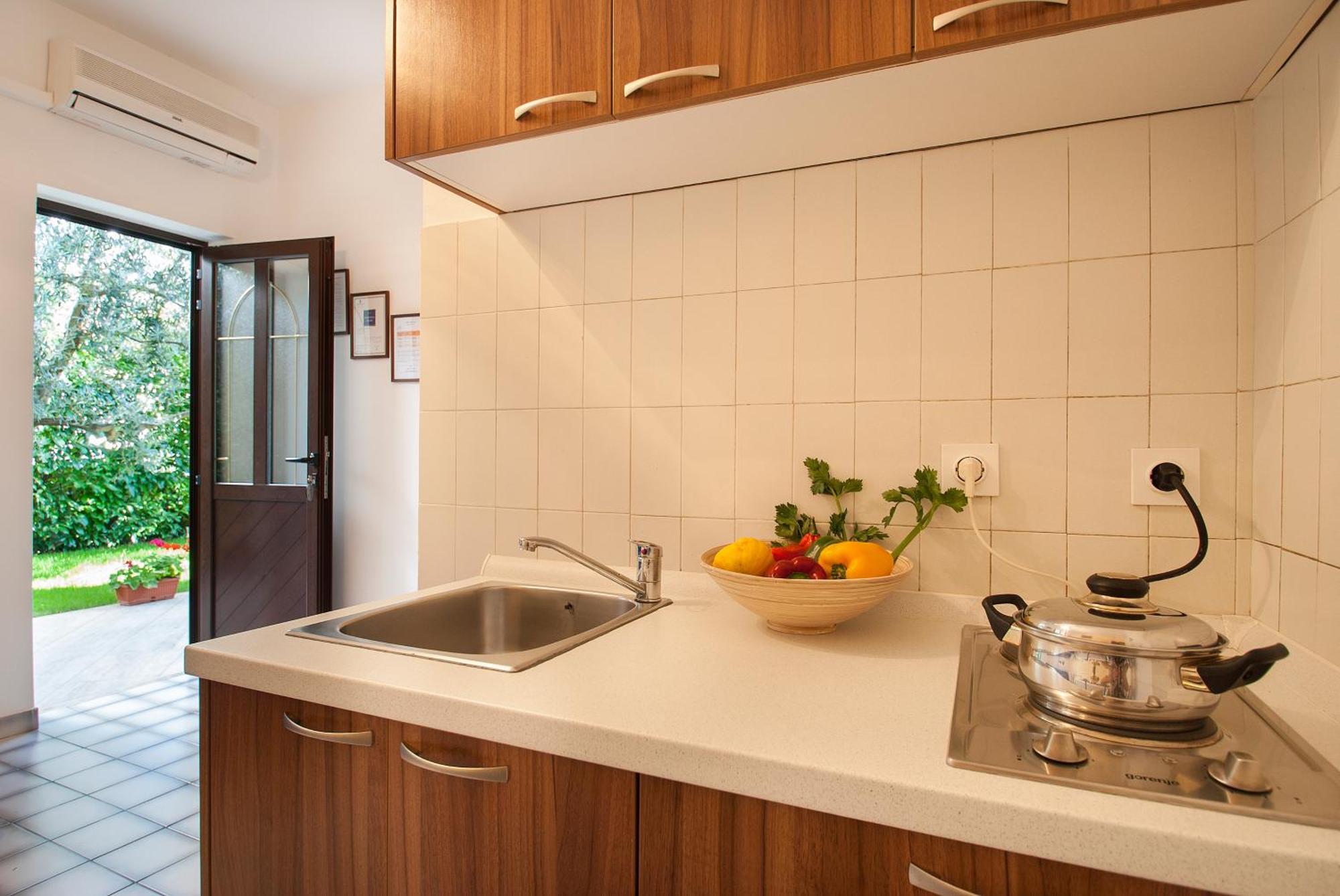 Weis Apartments ロヴィニ 部屋 写真