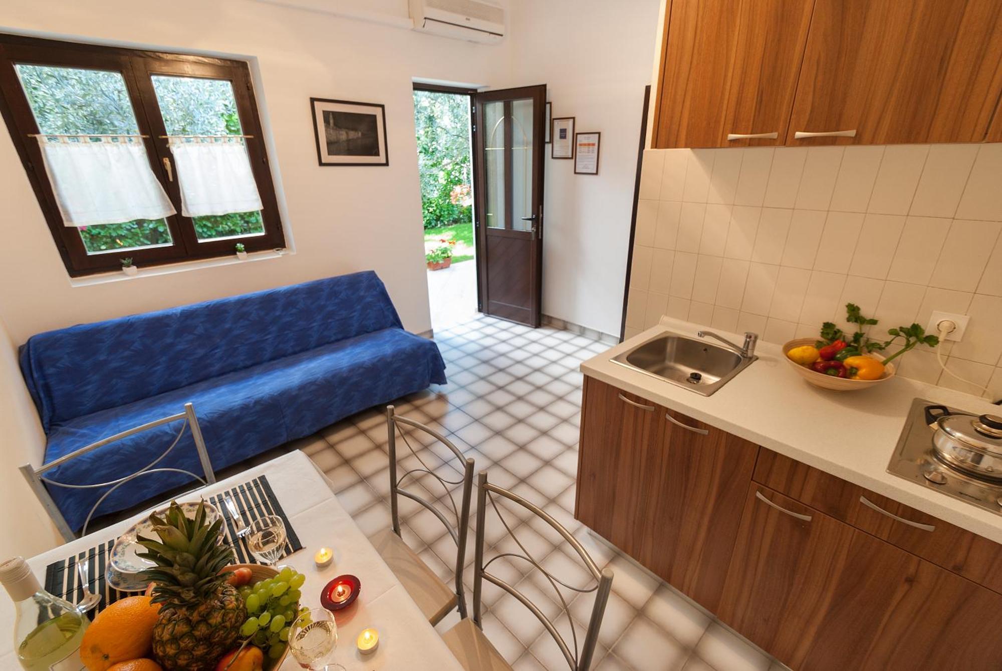 Weis Apartments ロヴィニ 部屋 写真